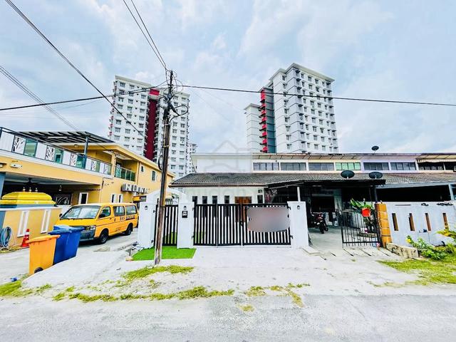 NEWLY RENOVATED Single Storey Taman Petaling Indah, Klang 1