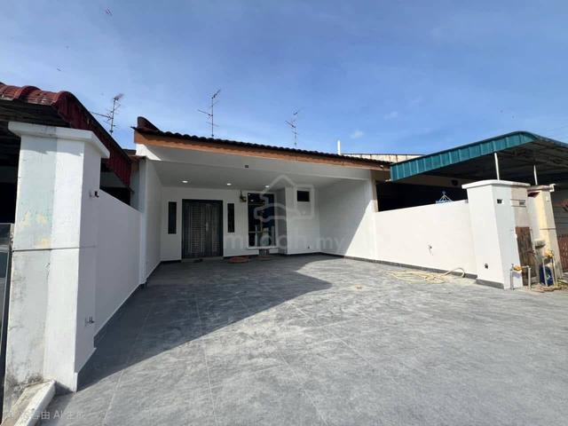 1-storey Terraced House for Sale, 3 Bedroom, 1400 sq.ft, Ulu Tiram ...