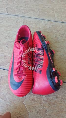 kasut bola nike mercurial