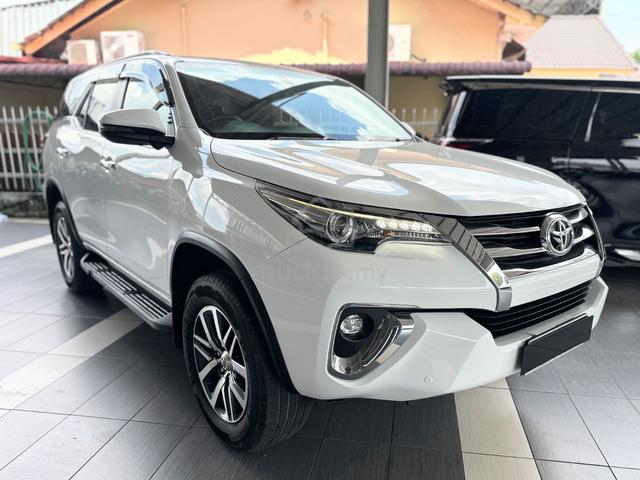 Toyota Fortuner 2.7 good condition! - 1