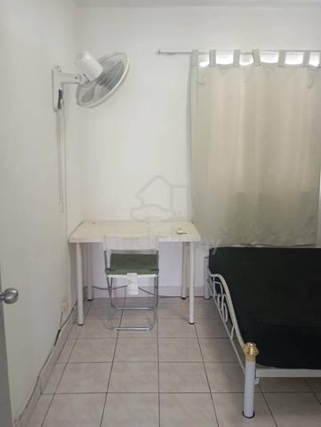 Nicely Furnished Middle Bedroom for Rent in Pantai Hillpark Phase 2 2