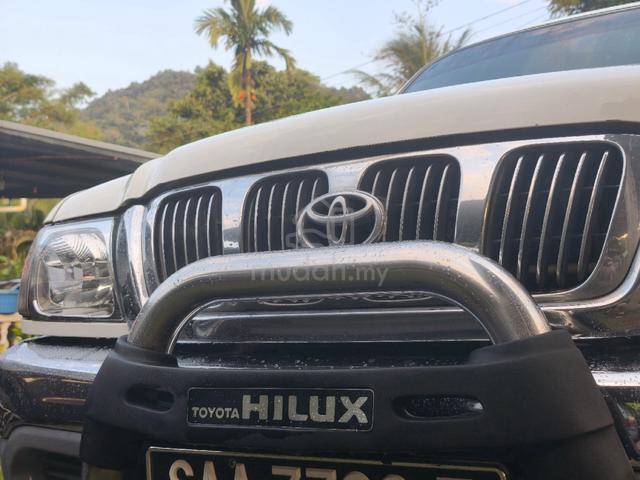 2003 Toyota HILUX 2.5 SR TURBO - 2