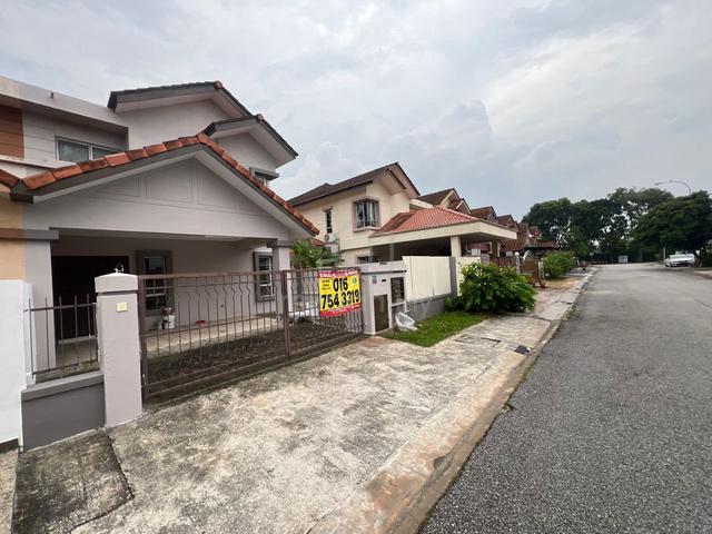 Below Market Value 2sty Semi D 32x75 Aman Perdana Klang 1