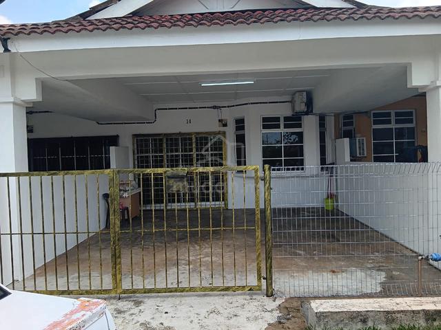 Kuantan Terraced House for rent 1
