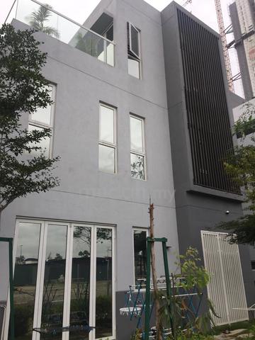 Lakefront Villa @ Cyberjaya - 4 Storey Bungalow House - Corner Unit 1