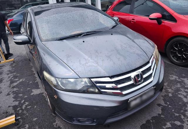 2013 Honda City E New Facelift 1.5 (A)Paddle Shift - 4