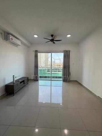 D'Carlton Seaview Residences 1