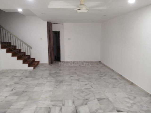 2 Double Storey House | Taman Patani Jaya | Partially Furnished 1