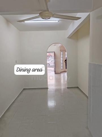 Double storey for sale , PJS 10 , Bandar Sunway 1