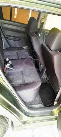 2012 Suzuki SWIFT 1.5 GLX FACELIFT (A) - 5