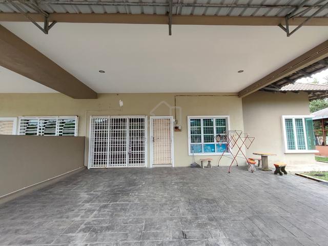 Bilik Sewa Perempuan (KEMAMAN) 1