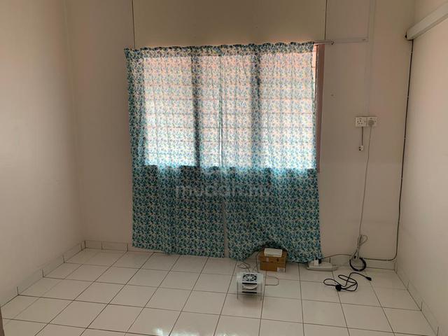 [HOT] IPOH Anjung Bercham House For Rent 2
