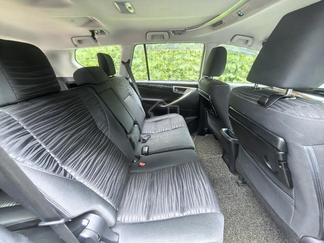 Toyota INNOVA 2.0 G For Sale - 4