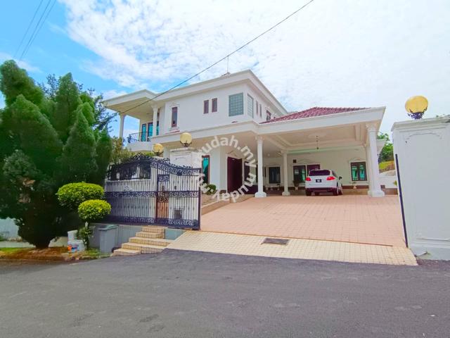 2.5 Storey BUNGALOW, Bukit Kaya, Seremban 1