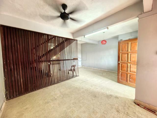Sri Muda Double Storey Facing No House Renovated 1