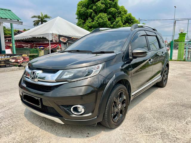 2019 Honda BR-V 1.5 V (A) 1THN WARANTY LOAN KEDAI - 3