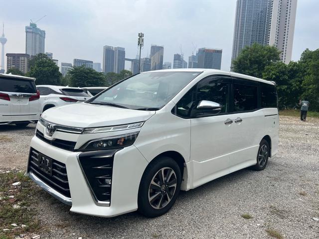 2021 Toyota VOXY 2.0 ZS KIRAMEKI III (A) - 1