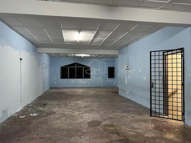 Jln Permas 3/18 Shoplot First Floor Unblock Suitable for Store/Hostel 1