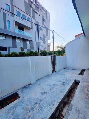 Murah! Monthly RM1.9K! 2.5 Storey house at Taman Baiduri,Seremban 1