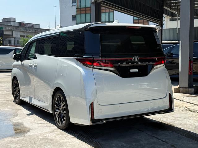 2024 Toyota VELLFIRE 2.4 Z 5A Low Mileage/Nego Til - 2