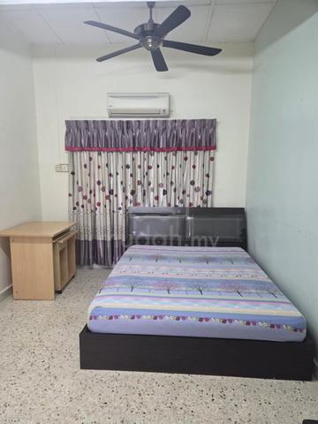 Taman Woon ,Tampin Negeri Sembilan, Large room for rent 1