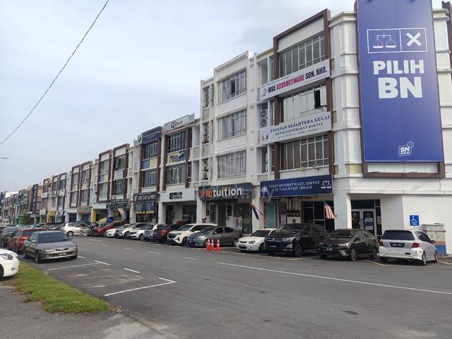 Kedai, shoplot Bandar Putra Kulai untuk disewa (sebelah bulatan besar 1