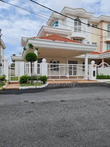 Below market value Renovated 2 Storey SemiD Sinn Semabok Ujong Pasir 1