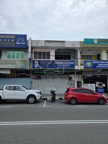Shoplot Dua Tingkat Tengah Bandar Mersing Utk Dijual 1