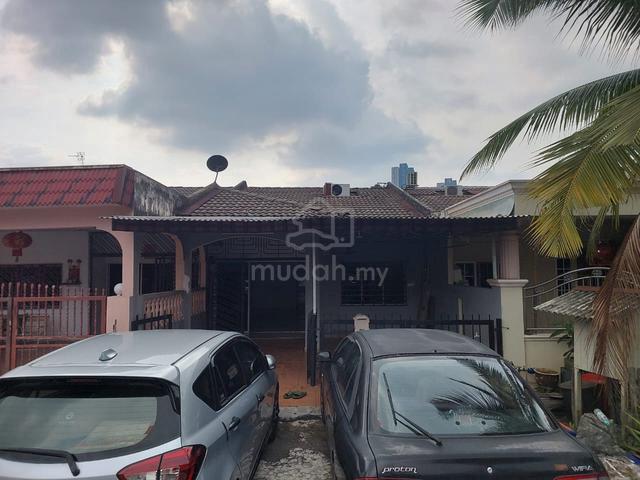 Terrace house in Taman Desawan, Klang 1