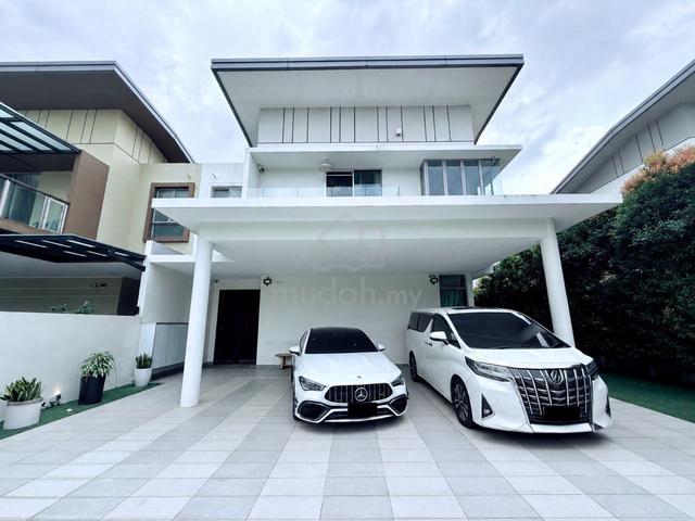 Taman Ponderosa Vista @ Molek (Luxury Semi-Detached Villa) 1