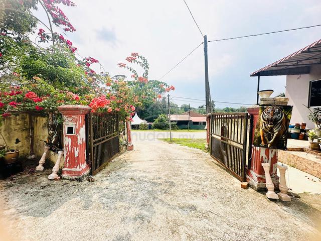 Rumah kampung 1 tingkat siap barang ‼️ . 1