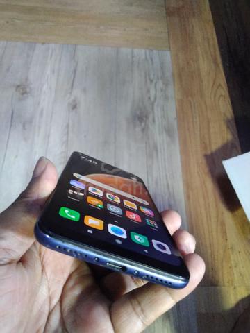 poco f1 original 6+128GB - photo 4 of 5