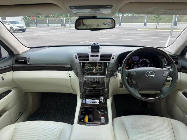 2007 Lexus LS460 4.6L 4 SEATER (A)Downgrade CC 2.5 - 5