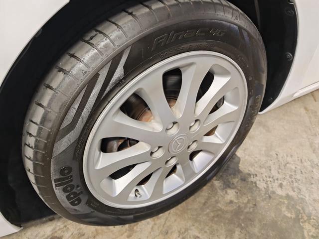 2013 Mazda 3 H/Back 1.6 (A) B/List Boleh LoanKedai - 4