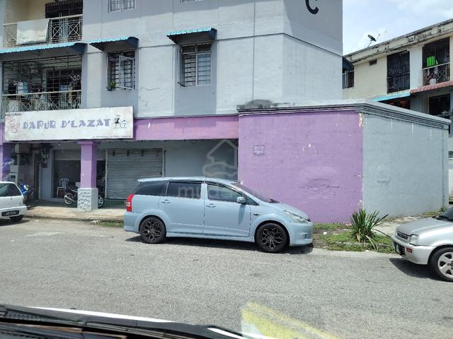 Skudai, 1900sq,20set 13amp switch, ada light 1