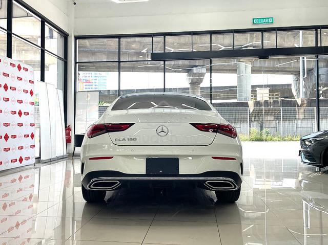2021 Mercedes-Benz Cla 180 Amg Line 1332 Cc White - 2