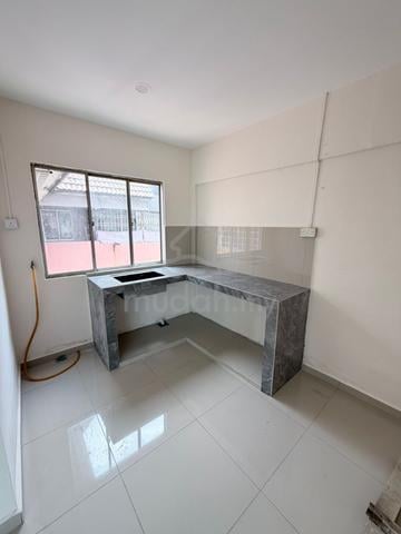 Ketapang Flat 1