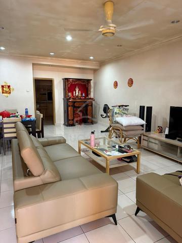 For Sale: Taman Bukit Serdang, 2.5-Storey Terraced House, Jalan Bs 10 1
