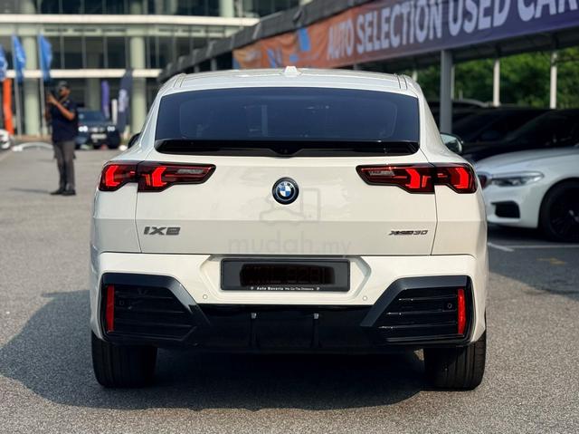 2024 BMW iX2 xDRIVE30 M SPORT Local Unit BMW WTY29 - 3