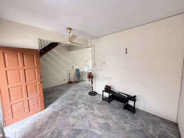 [CHEAP] 2 Storey Terrace Taman Subang Perdana Seksyen U3 Shah Alam 1