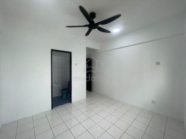 Sri Dahlia Apartment (Kajang) 1
