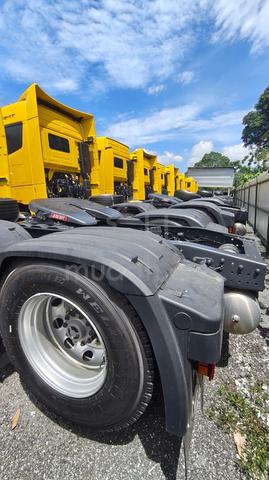 Foton Auman R 6X2 Cummins Engine 11.8L 460hp - 5