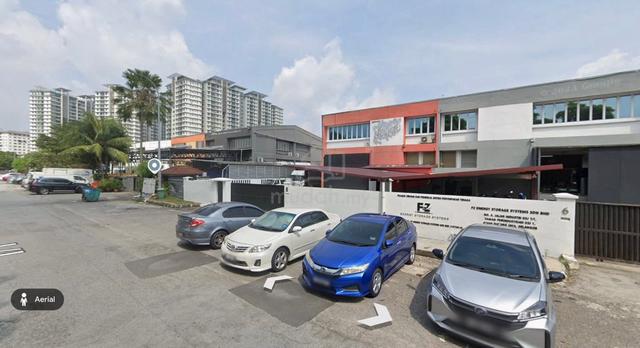 1.5 Storey Semi-D Factory Taman Industri USJ 1 1