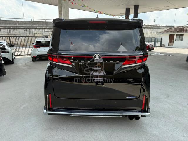 Toyota VELLFIRE 2.4 Z PREMIER FULL LOADED UNREGS - 4
