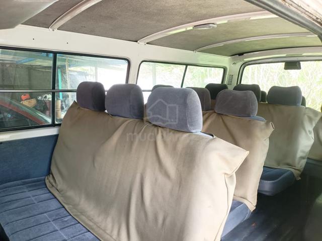 1995 Toyota HIACE 3.0 LH112 (M) - 3