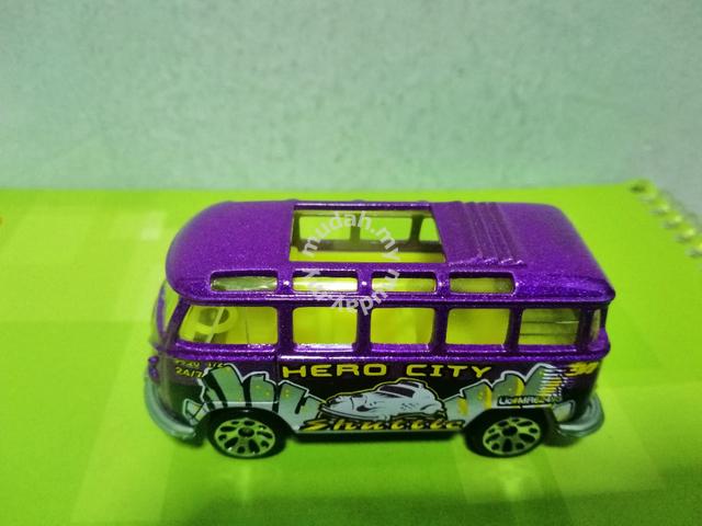 Carousel Image