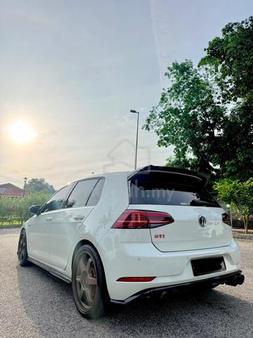 2022 VW GOLF 2.0 GTI MK7.5 Performance Pack (A) - 4
