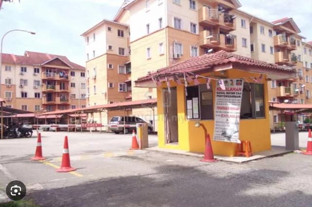 Casa Ria Apartment, Bandar Country Homes 1