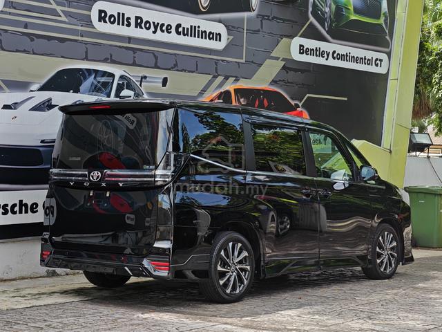 2022 Toyota VOXY 2.0 S-Z 5k Mileage HUD+360 Unreg - 2