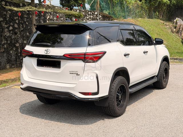 2022 Toyota FORTUNER 2.8 VRZ MY21 (A) FULL SERVICE - 3